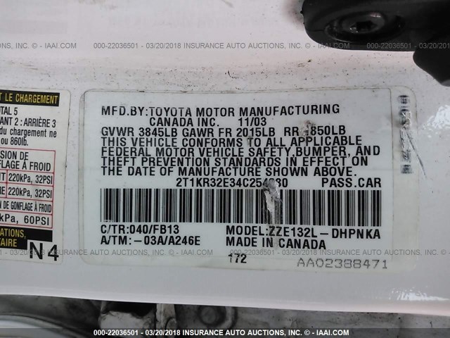 2T1KR32E34C254080 - 2004 TOYOTA COROLLA MATRIX XR WHITE photo 9