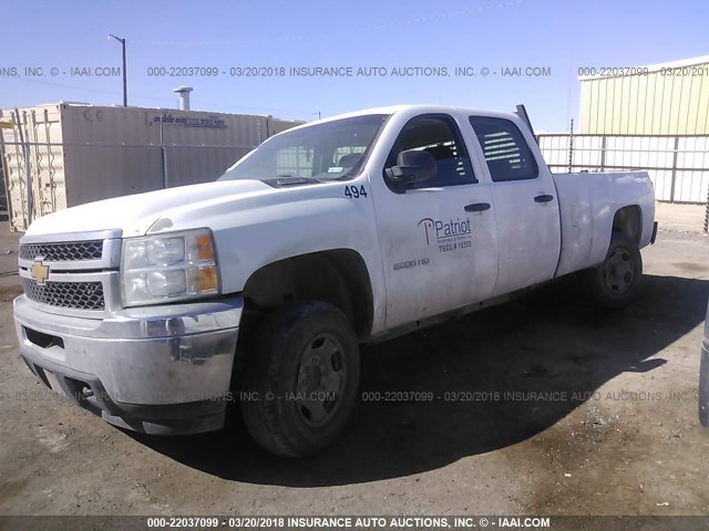 1GC1CVCG8CF155995 - 2012 CHEVROLET SILVERADO C2500 HEAVY DUTY WHITE photo 2