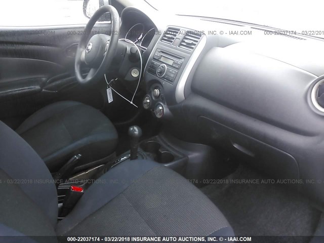 3N1CN7AP0CL862325 - 2012 NISSAN VERSA S/SV/SL GRAY photo 5