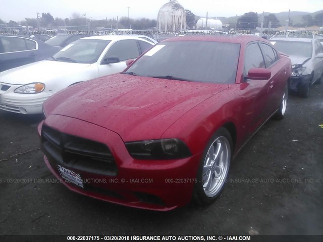 2C3CDXHG4DH546592 - 2013 DODGE CHARGER SXT RED photo 2