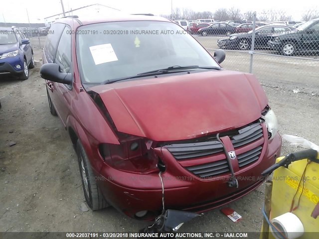 2D4GP44L35R210114 - 2005 DODGE GRAND CARAVAN SXT RED photo 6