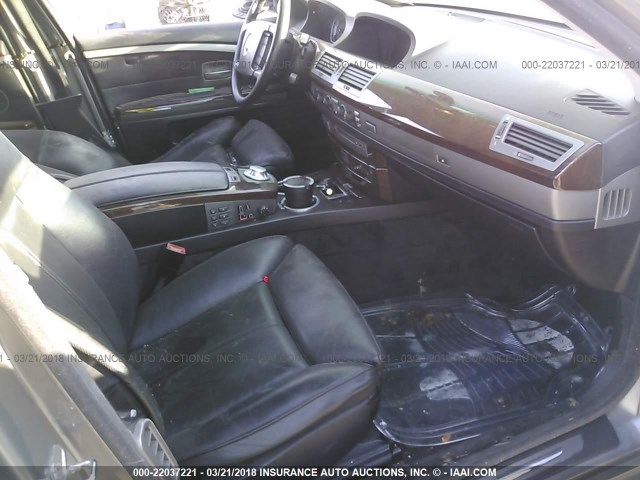 WBAGN63483DR12340 - 2003 BMW 745 LI GRAY photo 5