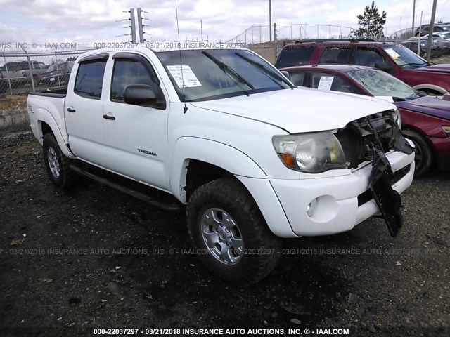 3TMLU4EN0BM056758 - 2011 TOYOTA TACOMA DOUBLE CAB WHITE photo 1