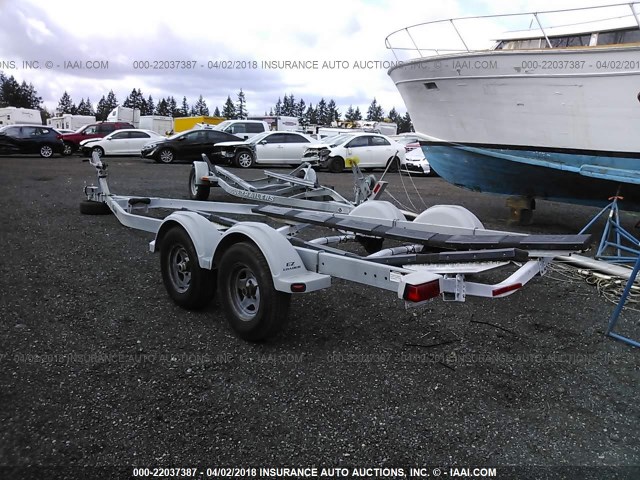 1ZEZLJVH2CA005571 - 2012 E-Z LOAD BOAT TRAILER  SILVER photo 3