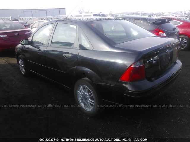 1FAFP34N97W206864 - 2007 FORD FOCUS ZX4/S/SE/SES 黑色 照片 3