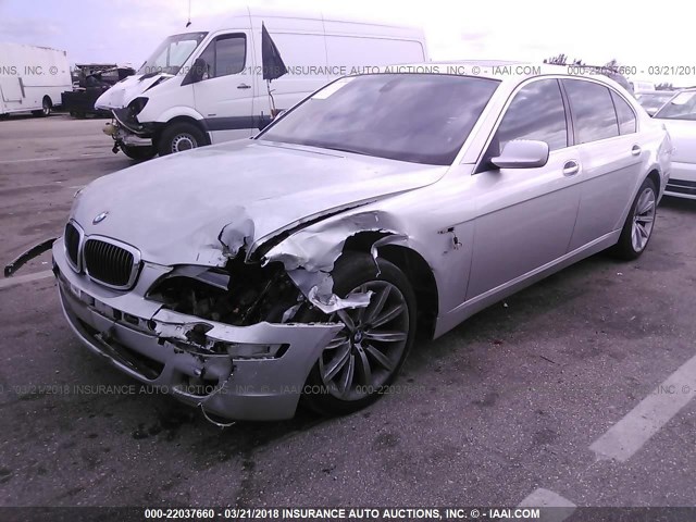 WBAHN83527DT72448 - 2007 BMW 750 SILVER photo 2