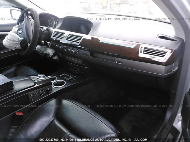 WBAHN83527DT72448 - 2007 BMW 750 SILVER photo 5