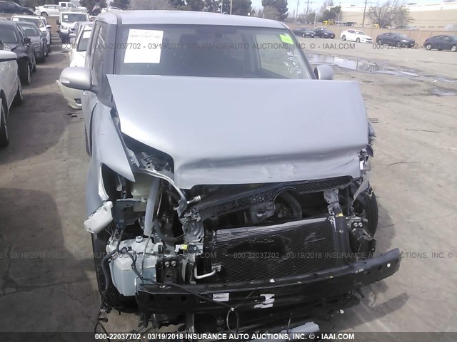 JTLZE4FE3DJ041147 - 2013 TOYOTA SCION XB SILVER photo 6