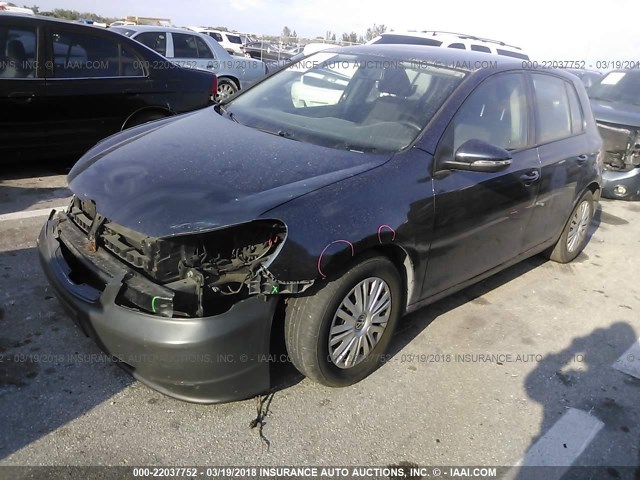 WVWDB7AJ4DW084869 - 2013 VOLKSWAGEN GOLF GRAY photo 2