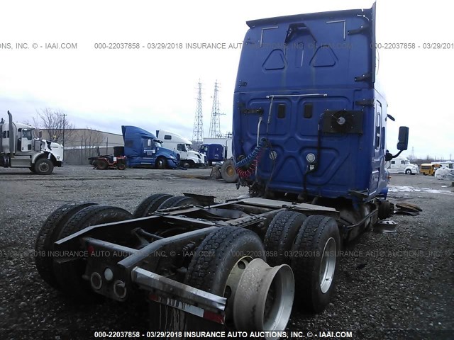 3AKJGLD55ESFT3586 - 2014 FREIGHTLINER CASCADIA 125  BLUE photo 4