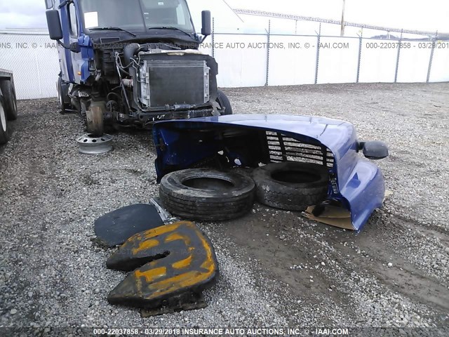 3AKJGLD55ESFT3586 - 2014 FREIGHTLINER CASCADIA 125  BLUE photo 7