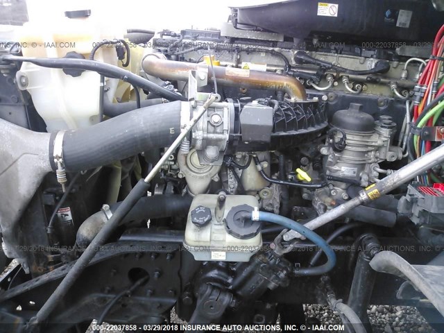 3AKJGLD55ESFT3586 - 2014 FREIGHTLINER CASCADIA 125  BLUE photo 9