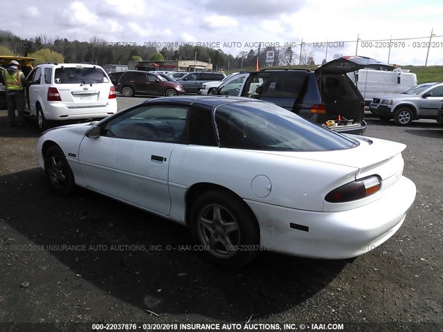 2G1FP22PXV2158047 - 1997 CHEVROLET CAMARO Z28 WHITE photo 3