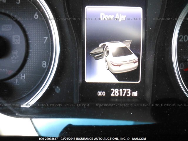 4T1BF1FK2HU309524 - 2017 TOYOTA CAMRY LE/XLE/SE/XSE ვერცხლისფერი ფოტო 7