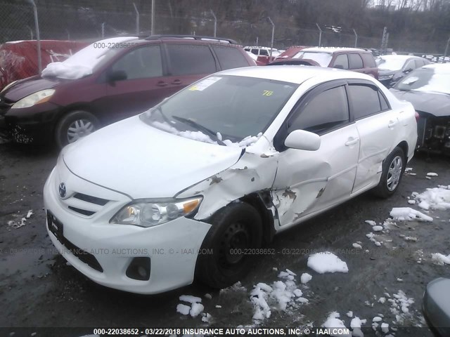 2T1BU4EE1BC664180 - 2011 TOYOTA COROLLA S/LE WHITE photo 2