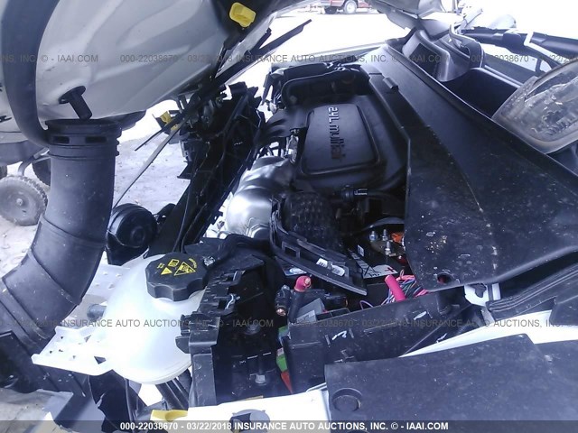 3C4NJDBB4JT114922 - 2018 JEEP COMPASS LATITUDE 白色 照片 10