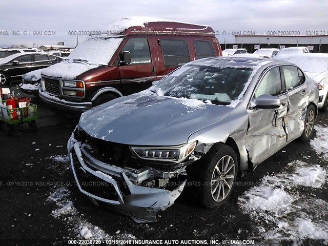 19UUB1F31JA010889 - 2018 ACURA TLX SILVER photo 2