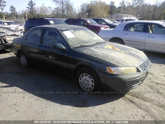 4T1BG22K7WU350446 - 1998 TOYOTA CAMRY CE/LE/XLE GREEN photo 1