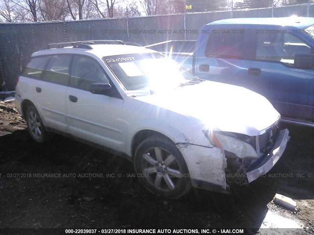 4S4BP61C387339799 - 2008 SUBARU OUTBACK 2.5I WHITE photo 1