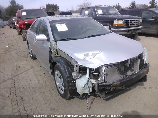 4T4BF3EK6BR131434 - 2011 TOYOTA CAMRY SE/LE/XLE SILVER photo 1