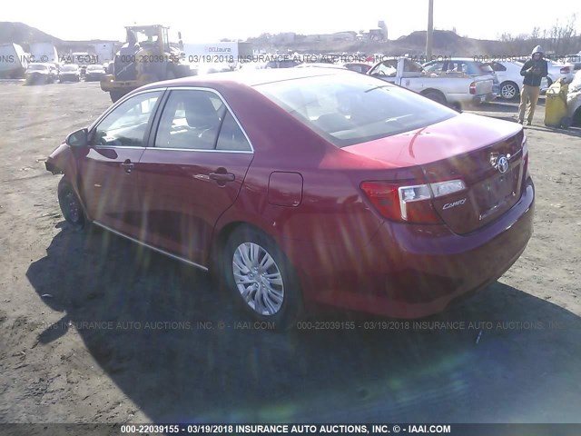 4T1BF1FKXCU587192 - 2012 TOYOTA CAMRY SE/LE/XLE RED photo 3