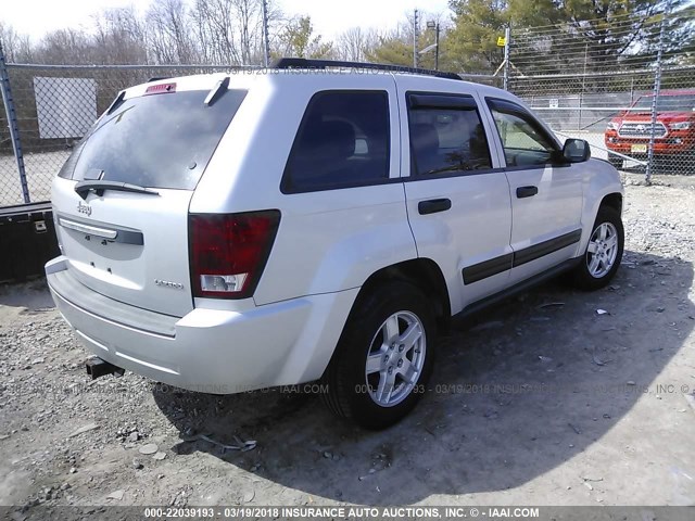 1J4GR48K75C536347 - 2005 JEEP GRAND CHEROKEE LAREDO/COLUMBIA/FREEDOM SILVER photo 4