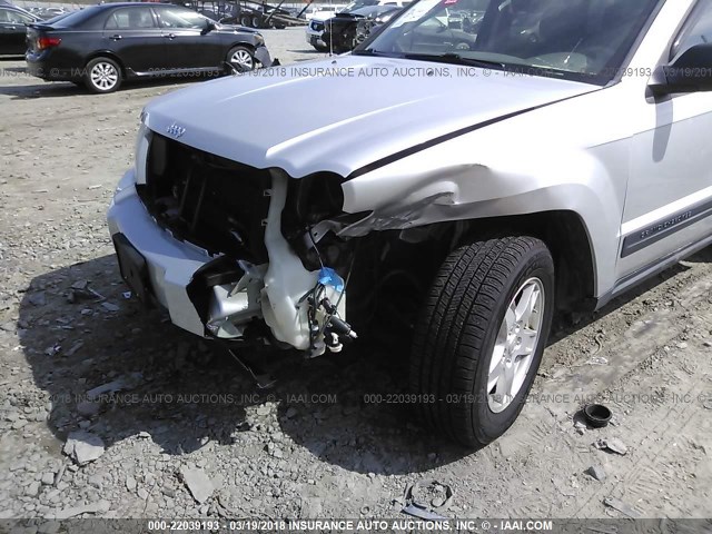 1J4GR48K75C536347 - 2005 JEEP GRAND CHEROKEE LAREDO/COLUMBIA/FREEDOM 银色 照片 6