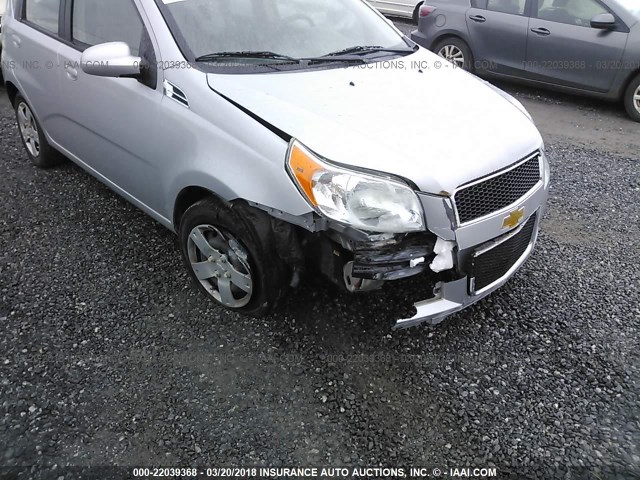 KL1TD6DE0AB110702 - 2010 CHEVROLET AVEO LS/LT 银色 照片 6