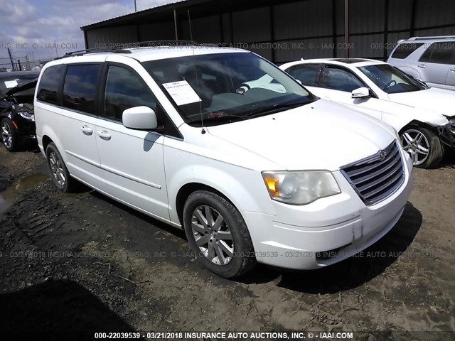 2A8HR54P98R646712 - 2008 CHRYSLER TOWN & COUNTRY TOURING WHITE photo 1