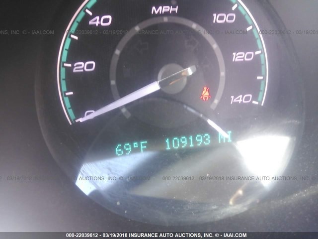 1G1ZB5E06CF304032 - 2012 CHEVROLET MALIBU LS 银色 照片 7