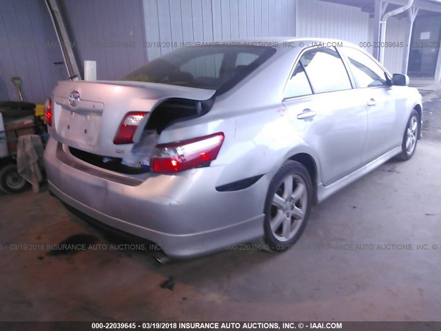 4T1BE46K37U570177 - 2007 TOYOTA CAMRY NEW GENERAT CE/LE/XLE/SE SILVER photo 4
