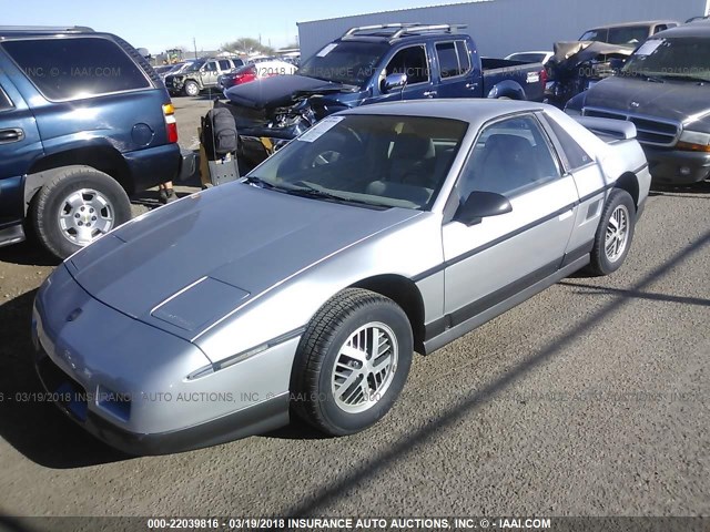 1G2PG3797FP258505 - 1985 PONTIAC FIERO GT SILVER photo 2