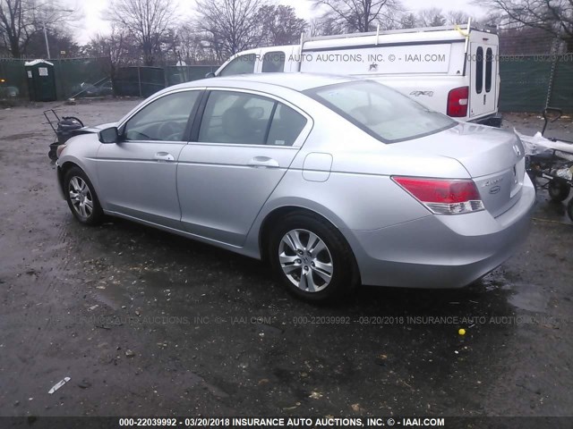 1HGCP26409A168616 - 2009 HONDA ACCORD LXP SILVER photo 3