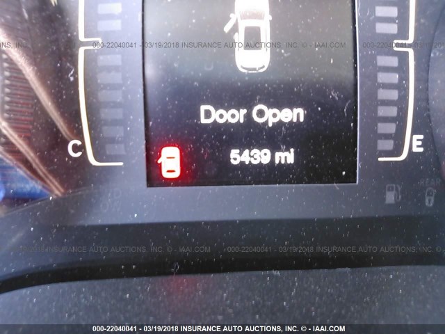 1C4PJMCX2JD505267 - 2018 JEEP CHEROKEE LATITUDE Gümüş foto 7