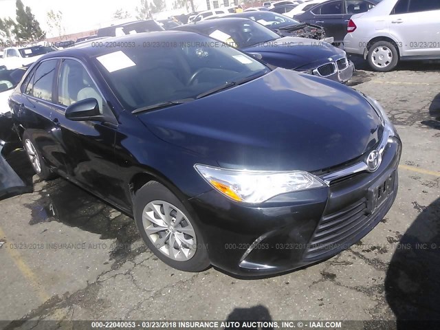 4T4BF1FK8FR450150 - 2015 TOYOTA CAMRY LE/XLE/SE/XSE Dark Blue photo 1
