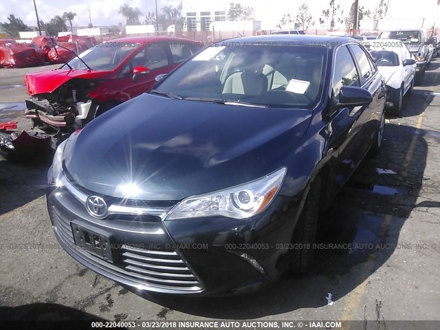 4T4BF1FK8FR450150 - 2015 TOYOTA CAMRY LE/XLE/SE/XSE Dark Blue photo 2