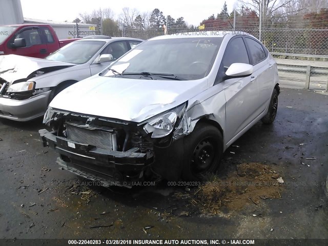 KMHCT4AE2DU345692 - 2013 HYUNDAI ACCENT GLS/GS SILVER photo 2