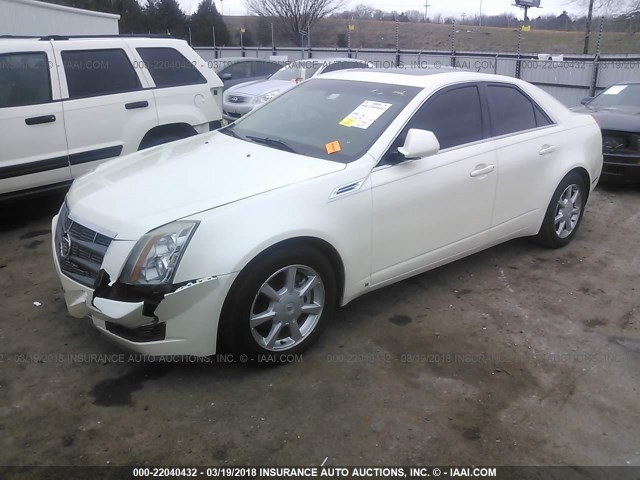 1G6DF577980137114 - 2008 CADILLAC CTS WHITE photo 2