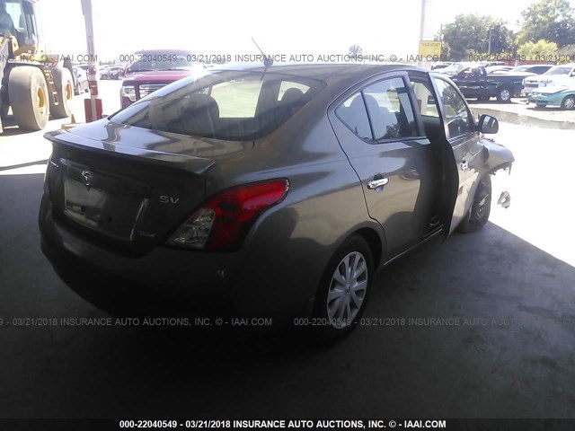 3N1CN7AP4CL939584 - 2012 NISSAN VERSA S/SV/SL GRAY photo 4