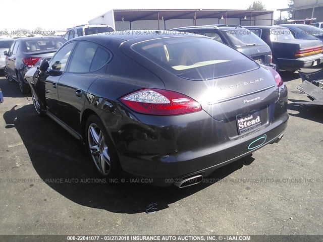 WP0AA2A73DL016397 - 2013 PORSCHE PANAMERA 2/4 BROWN photo 3