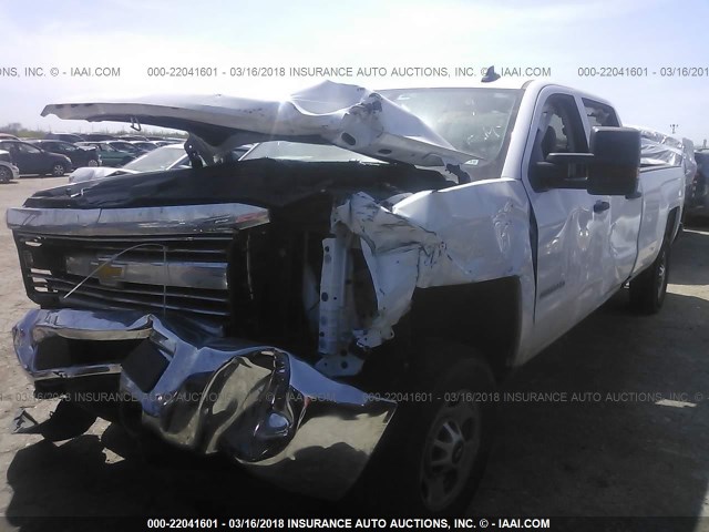 1GC1CUEGXGF160211 - 2016 CHEVROLET SILVERADO C2500 HEAVY DUTY WHITE photo 2