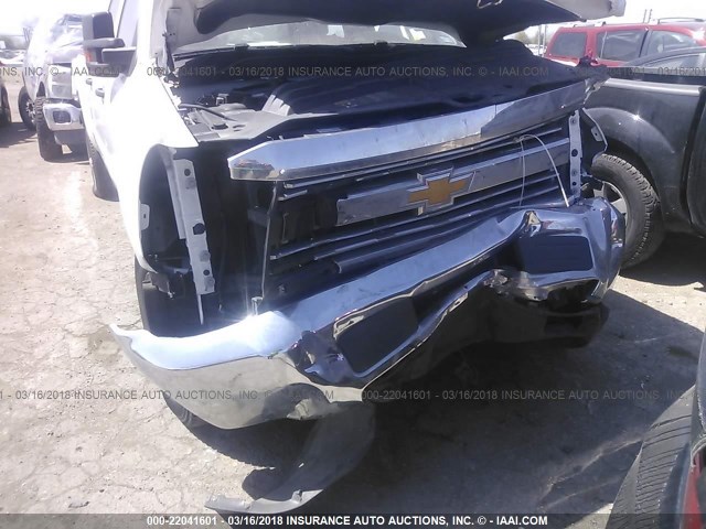 1GC1CUEGXGF160211 - 2016 CHEVROLET SILVERADO C2500 HEAVY DUTY WHITE photo 6