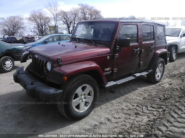 1J8GA59198L633524 - 2008 JEEP WRANGLER UNLIMITE SAHARA MAROON photo 2