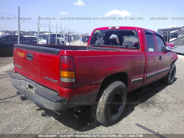 2GCEC19V721136926 - 2002 CHEVROLET SILVERADO C1500 RED photo 4