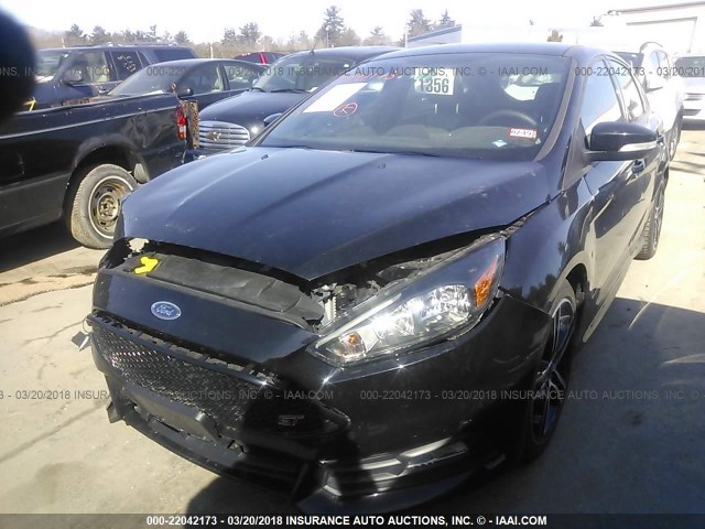 1FADP3L92HL274020 - 2017 FORD FOCUS ST BLACK photo 2