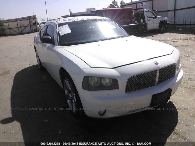 2B3KA43R57H640865 - 2007 DODGE CHARGER SE/SXT WHITE photo 1