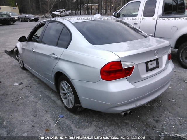 WBAVD13596KV13006 - 2006 BMW 325 XI SILVER photo 3