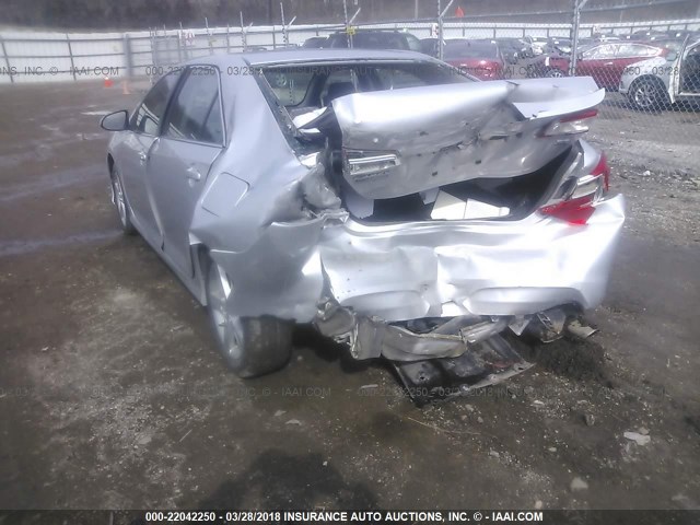 4T1BF1FK5EU426039 - 2014 TOYOTA CAMRY L/SE/LE/XLE SILVER photo 6