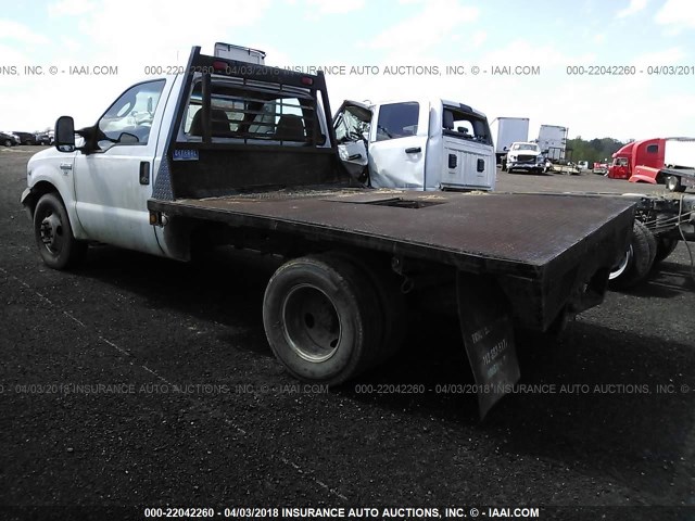 1FDWF36Y95EC82913 - 2005 FORD F350 SUPER DUTY WHITE photo 3