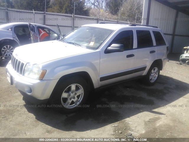 1J4GR48K75C713057 - 2005 JEEP GRAND CHEROKEE LAREDO/COLUMBIA/FREEDOM 银色 照片 2
